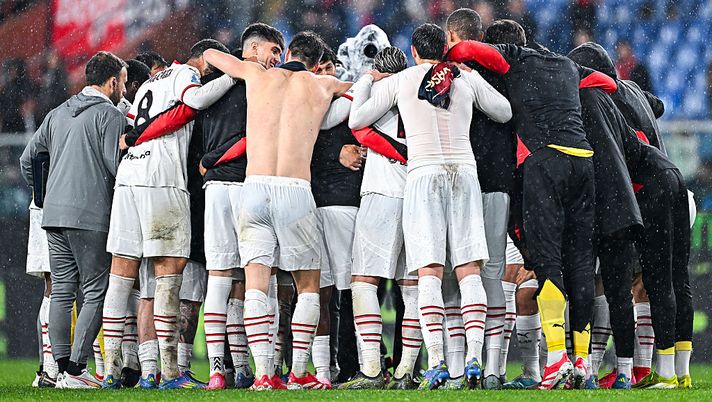 GENOA, ITALY - MAY 5: Milan players celebrate after the Serie A match between Genoa and AC Milan at Stadio Luigi Ferraris on May 5, 2025 in Genoa, Italy. (Photo by Simone Arveda/Getty Images)  milan pace