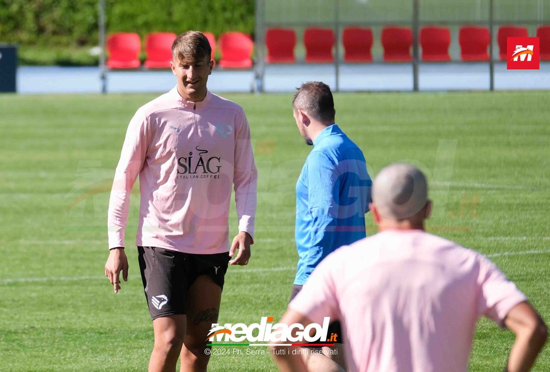 FOTO Ritiro Palermo, seduta mattutina ad Aquagranda (GALLERY) - immagine 23