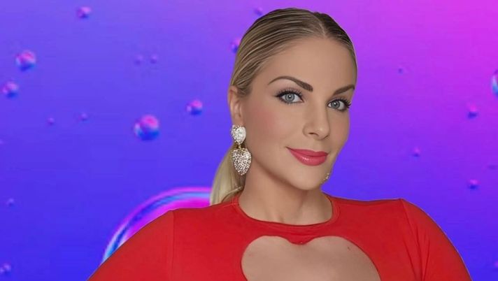 Francesca Cipriani: “Rifatto il seno quattro volte. Con i glutei rischiato la vita, 200 punti” - immagine 1