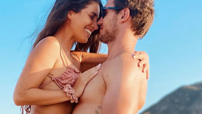 Eleonora Boi aggredita e morsa da uno squalo in vacanza: non sarebbe in pericolo di vita  Eleonora Boi aggredita e morsa da uno squalo in vacanza: non sarebbe in pericolo di vita - immagine 1