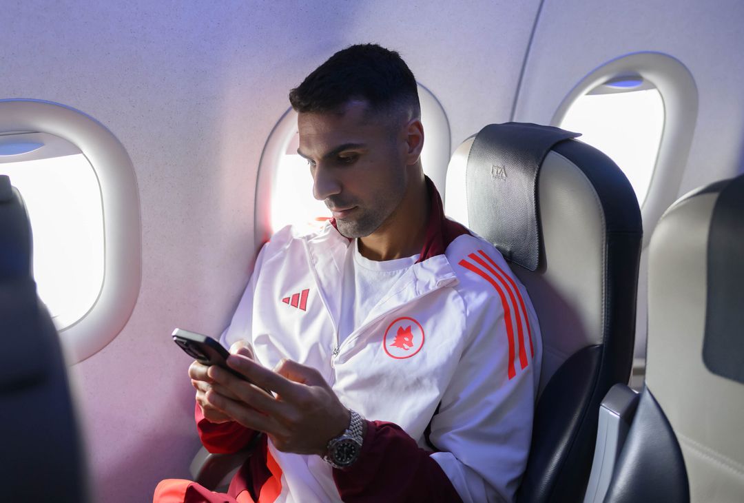 Roma, il viaggio della squadra verso Torino – FOTO GALLERY - immagine 11