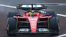 VIDEO/ F1, Hamilton contro Sainz: che lotta a Sakhir