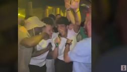 VIDEO / Alcaraz scatenato a Ibiza: la festa per la vittoria del Roland Garros