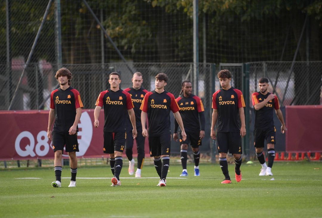 Roma, la ripresa degli allenamenti: ci sono Dybala e Renato Sanches – FOTO GALLERY - immagine 29