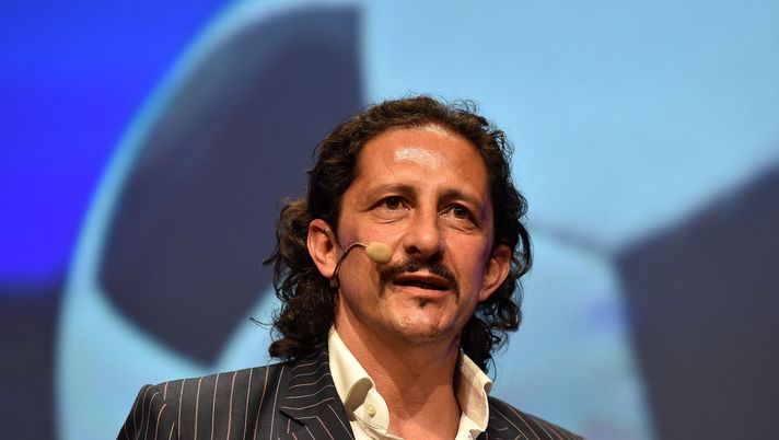 Il saluto dello storico magazziniere del Napoli Protti Starace