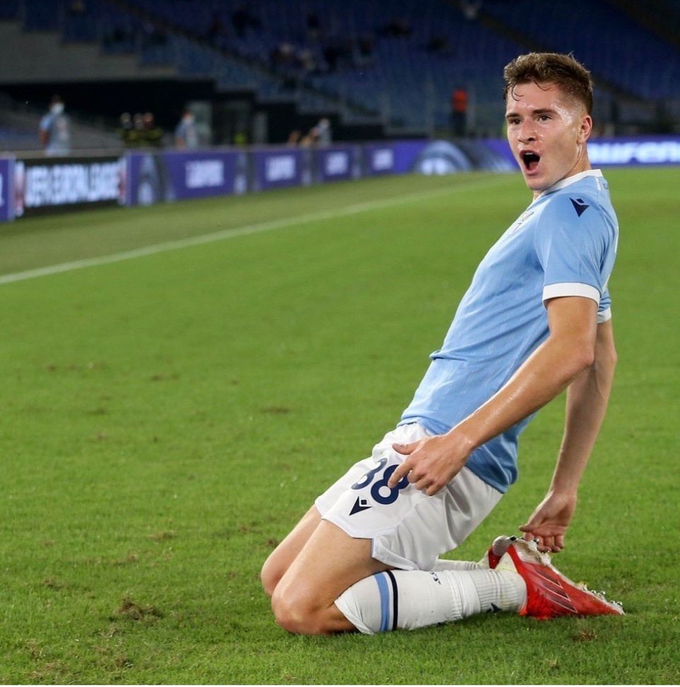 Basic, giocatore inserito nella rosa della Lazio. Lazio, emergenza totale a centrocampo: fuori dalla lista Dele-Bashiru, torna Toma Basic- immagine 2