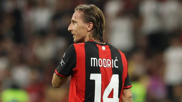 Luka Modric, centrocampista AC Milan, potrebbe non rinnovare il suo contratto con i rossoneri