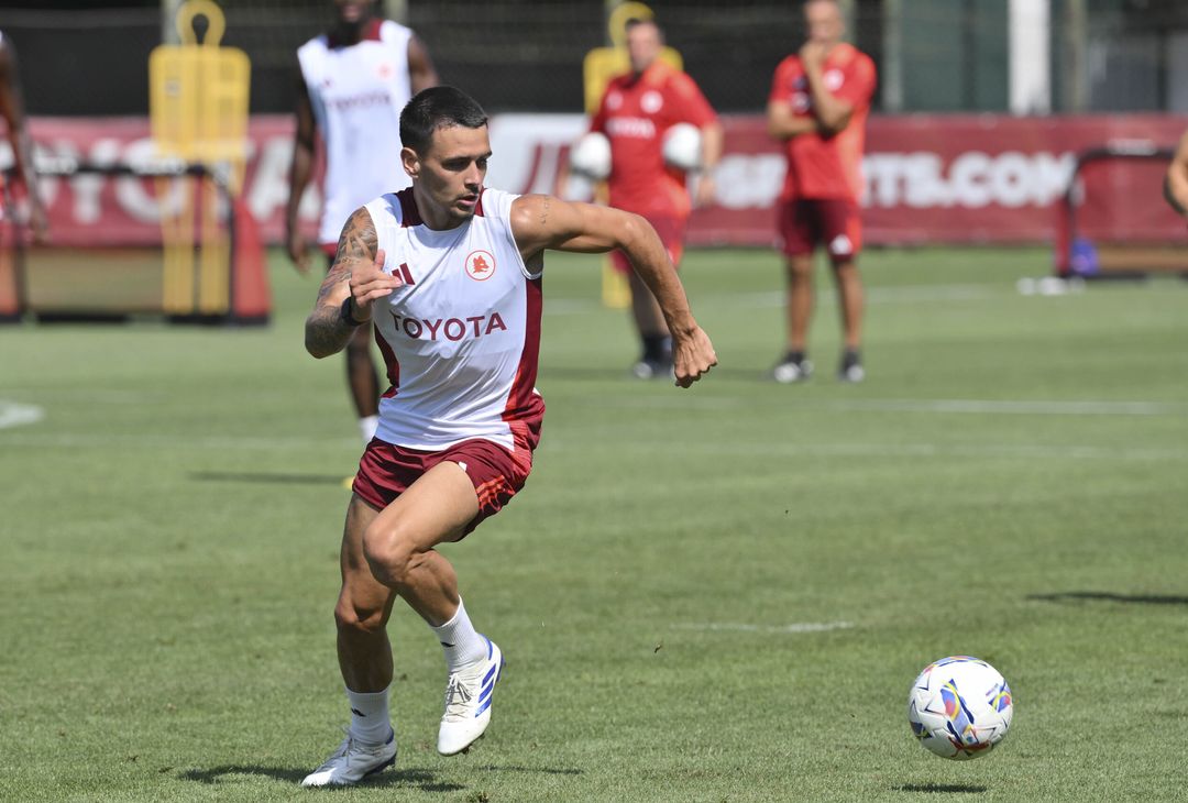 Roma al lavoro a Trigoria: c’è Soulé – FOTO GALLERY - immagine 25