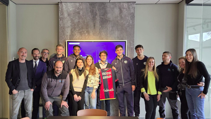 I giocatori del BFC negli showroom INFISSI GROUP a Villanova e Casalecchio – LE FOTO- immagine 8