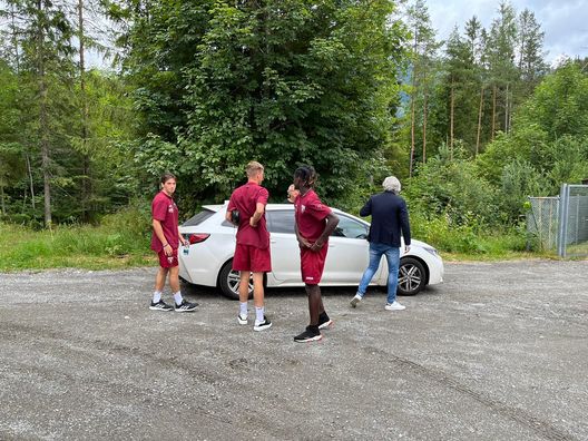 Ruszel, Wade e Nguessan raggiungono il ritiro di Waidring L’allenamento del Torino a Waidring: seduta tattica davanti a Vagnati e Moretti - immagine 2
