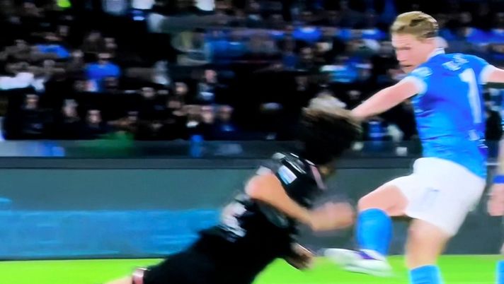 Napoli-Cremonese 3-0, anche De Bruyne si iscrive alla festa: tripudio azzurro – VIDEO - immagine 1