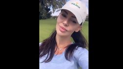 VIDEO / Erjona Sulejmani si diletta così giocando a golf