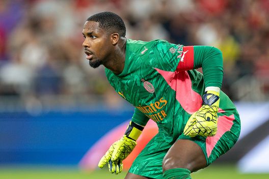 francia-celebra-mike-maignan-capitano-milan