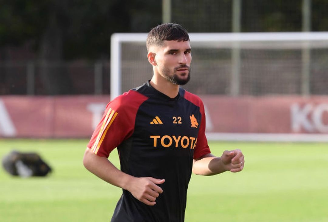 Roma, la ripresa degli allenamenti: ci sono Dybala e Renato Sanches – FOTO GALLERY - immagine 30