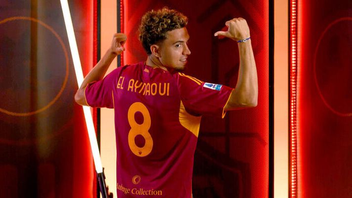 ROME, ITALY - JULY 20: AS Roma new signing Neil El Aynaoui during his first day at Centro Sportivo Fulvio Bernardini on July 20, 2025 in Rome, Italy. (Photo by Fabio Rossi/AS Roma via Getty Images) El Aynaoui alla Roma, occhio per il fantacalcio: perché non sottovalutarlo e attenzione ai rigori - immagine 1