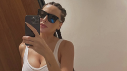 Marialuisa Jacobelli, treccine e forme da urlo a bordo piscina: i fan apprezzano