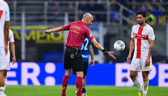 Getty Images Calvarese: “Bene Fabbri in Inter-Genoa: linea coerente, gialli corretti. Calhanoglu…”- immagine 2