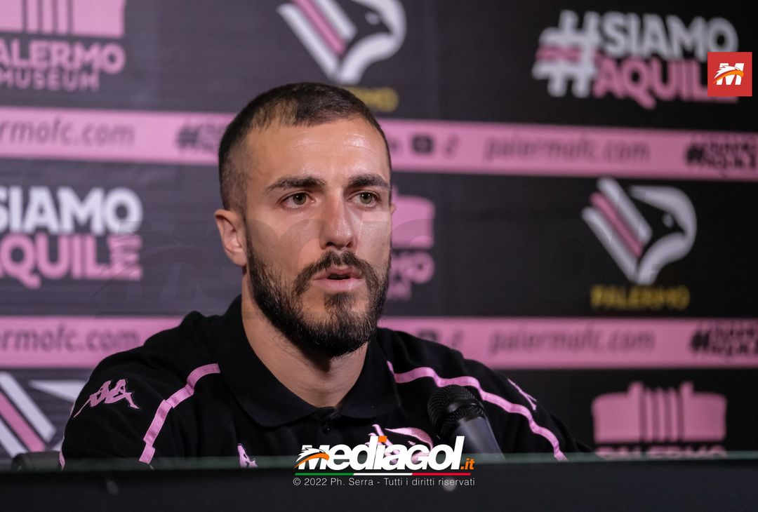 FOTO RITIRO PALERMO, la conferenza stampa di Nicola Valente (Gallery) - immagine 31