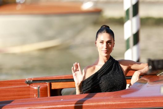 Ritocchini? Cecilia Rodriguez risponde così: “Mai rifatto nulla se non il seno. Ero piccola e…” Ritocchini? Cecilia Rodriguez risponde così: “Mai rifatto nulla se non il seno. Ero piccola e…” - immagine 1