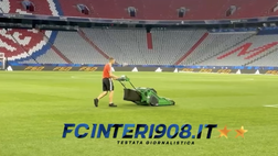 VIDEO FCIN1908 / Il prato dell’Allianz Arena si prepara a PSG-Inter: tagliaerba in azione