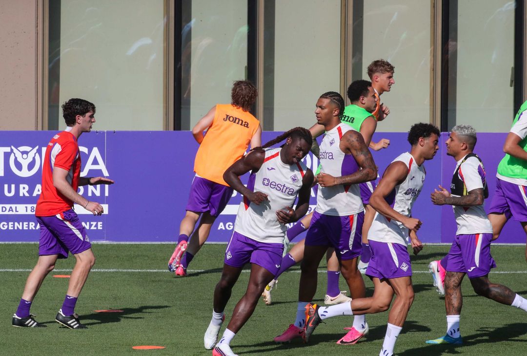 GALLERY – Prosegue la preparazione al Viola Park, le immagini più belle - immagine 12