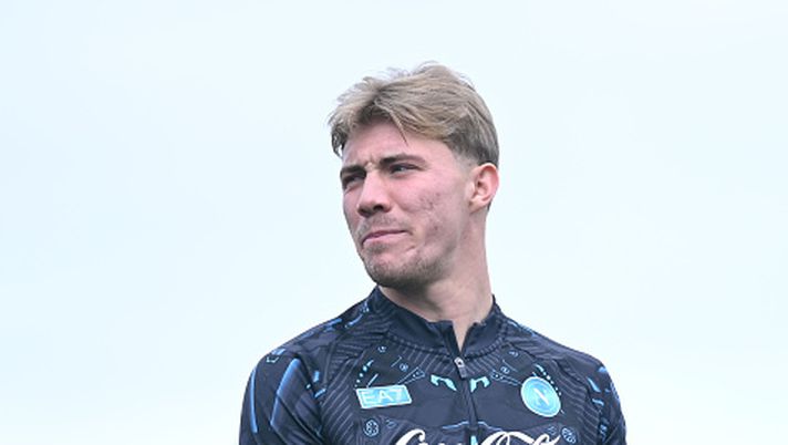 hojlund napoli Il Napoli torna in quel di Castel Volturno all’antivigilia della sfida al Chelsea in Champions League