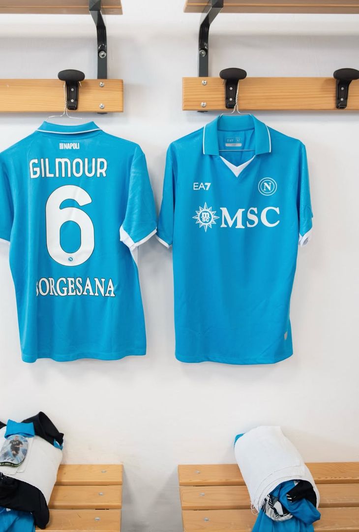 Il Napoli pubblica le immagini dallo spogliatoio dell’U-Power Stadium in vista della sfida contro il Monza che avrà luogo tra pochissimo