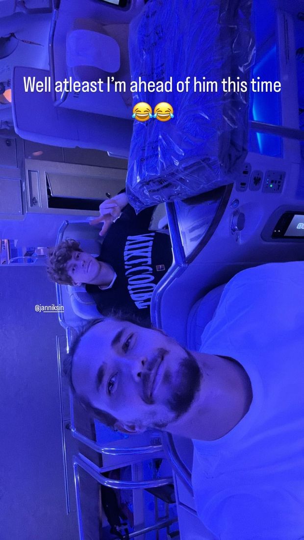 Zverev rientra da Melbourne con Sinner: “Almeno questa volta sono davanti…”- immagine 3