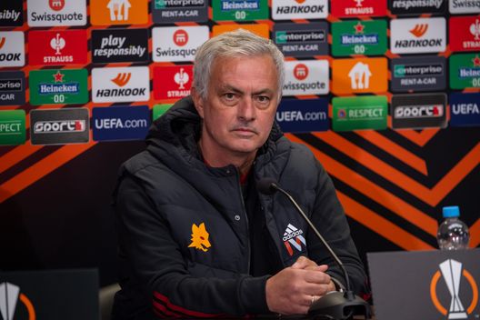 Mourinho: “Tra noi c’è chi gioca superficialmente. Da noi non puoi far pagare perché…”- immagine 2