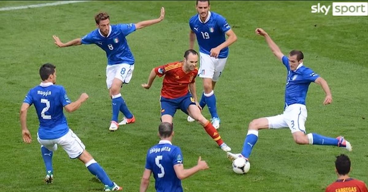 VIDEO / Iniesta dice addio al calcio a 40 anni