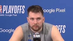 VIDEO / Parte un video porno durante la conferenza stampa di Doncic: la reazione è esilarante