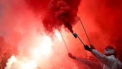 Fuochi e fumogeni al derby del Reno: Colonia, multa-shock di 600mila euro!