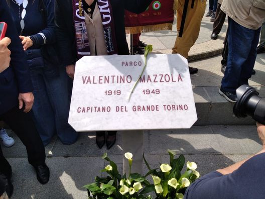 Torino, inaugurato parco “Valentino Mazzola”: le foto- immagine 2