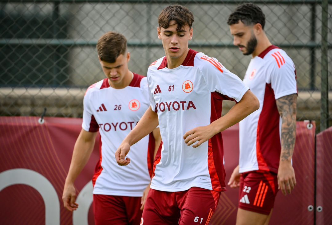 Trigoria, la rifinitura alla vigilia della gara con la Fiorentina – FOTO GALLERY - immagine 18