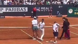 VIDEO / Tennis, due attivisti agli Internazionali di Roma: interrotta Keys-Cirstea
