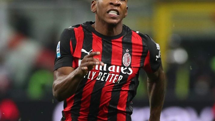 Milan, senti De Zerbi: 'Estupinan è un giocatore di corsa. Non di palleggio e quantità'