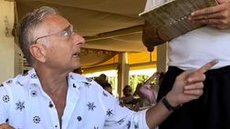 VIDEO / Lo scherzo del figlio a Paolo Bonolis, reazione ripresa nel vlog: “Che palle!”