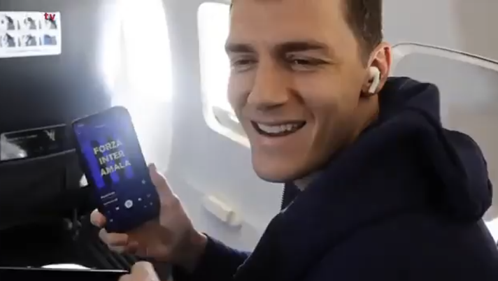 VIDEO / Domani Portogallo-Francia, Pavard cuore nerazzurro: in viaggio canta ‘Pazza Inter amala’ - immagine 1