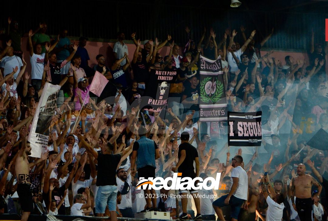 FOTO Palermo-Feralpisalò 3-0, 4ª giornata Serie B 2023-2024 (GALLERY) - immagine 111