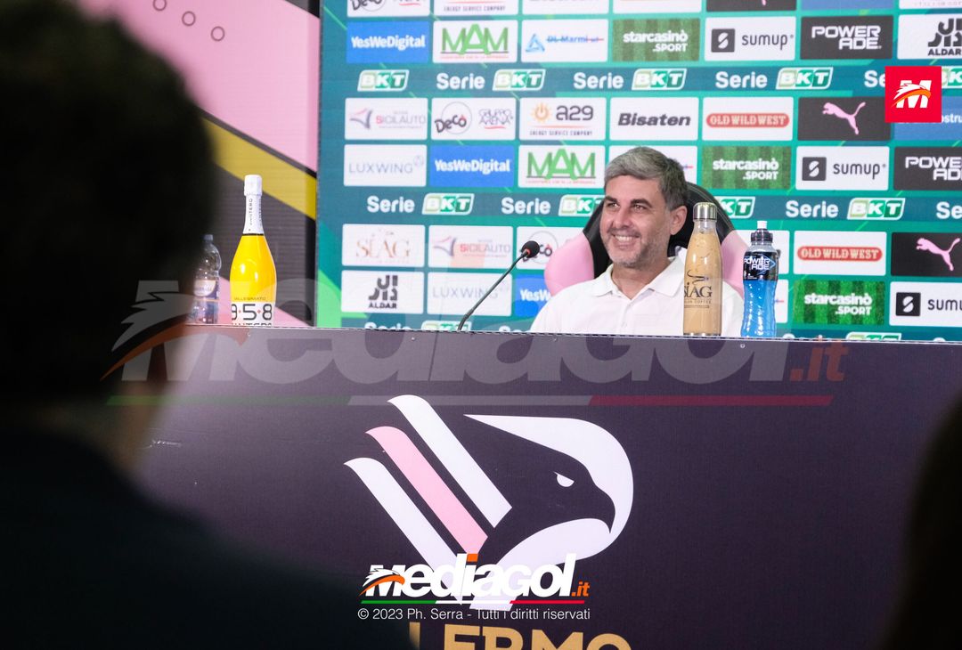 FOTO PALERMO, i tifosi rosanero in tour allo stadio ‘Renzo Barbera’ (GALLERY) - immagine 74