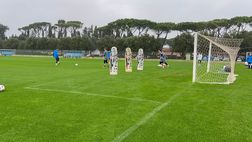Twente-Lazio, portieri in campo per il riscaldamento – VIDEO
