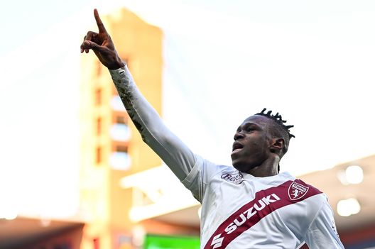 GENOA, ITALY - JANUARY 15: Wilfried Singo of Torino celebrates after scoring a goal during the Serie A match between UC Sampdoria and Torino FC at Stadio Luigi Ferraris on January 15, 2022 in Genoa, Italy. (Photo by Getty Images)