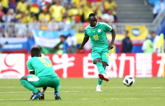Sadio Mané del Senegal dà il calcio d’inizio della partita del Gruppo H della Coppa del Mondo FIFA Russia 2018 tra Senegal e Colombia alla Samara Arena il 28 giugno 2018 a Samara, Russia. (Foto di Maddie Meyer/Getty Images) Coppa d’Africa 2025: chi vincerà il torneo secondo ChatGPT?- immagine 3
