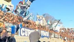 Ultras del Napoli scatenati a Cremona a ritmo di tamburo: “Lotta insieme a noi”