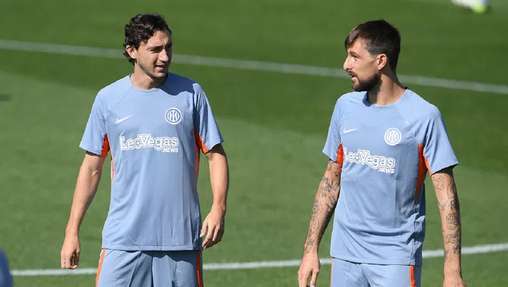 Inter, il perché dei rinnovi di Acerbi e Darmian al 2026. Novità sul contratto di Zielinski - immagine 1