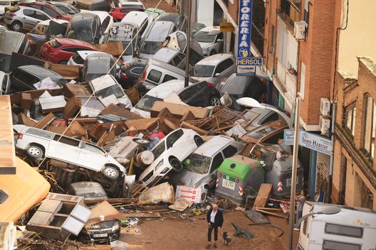 Alluvione a Valencia, proteste contro la Liga: “Non ha alcun senso giocare”- immagine 2