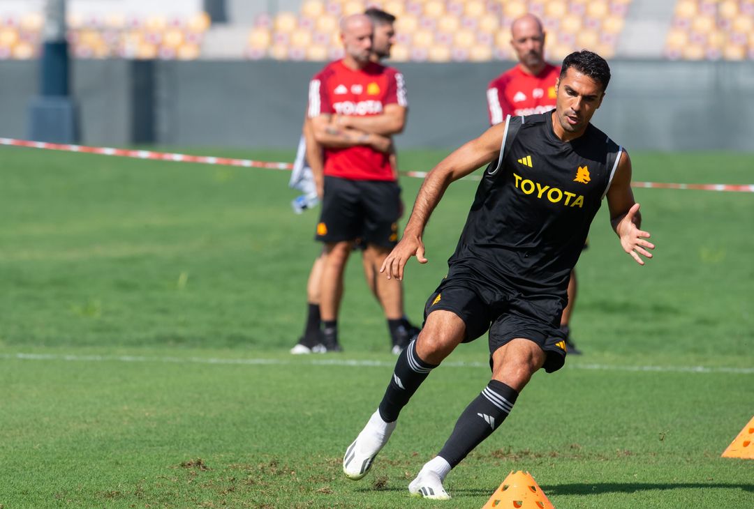 La Roma torna ad allenarsi in vista della sfida contro il Verona – FOTO GALLERY - immagine 18