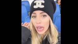 VIDEO / Chiara Nasti sfotte gli haters: “Visto che parlate delle mie borse…”