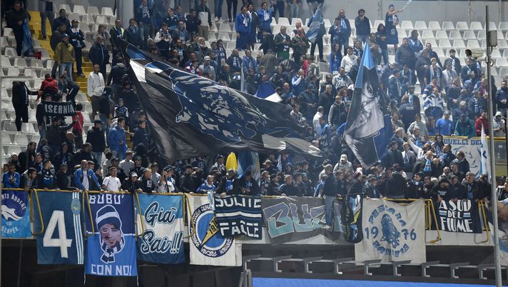 Serie B, 31 DASPO e 112 anni di allontanamento dagli stadi per gli scontri di Ascoli - immagine 1