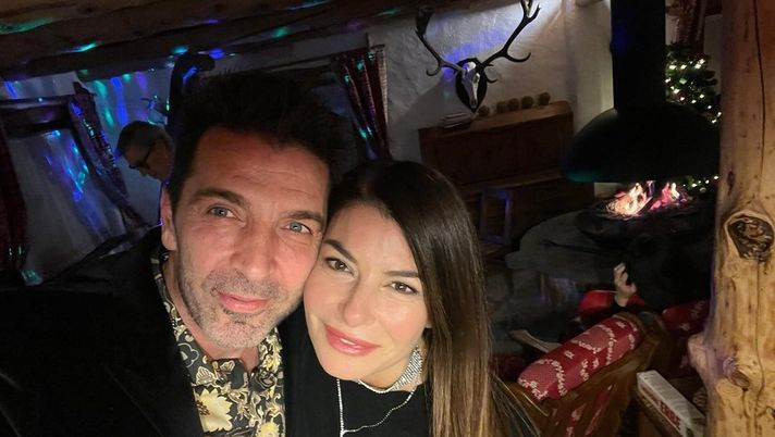 Buffon e il Capodanno con la D’Amico: “Auguro successi e emozioni intense e…” - immagine 1